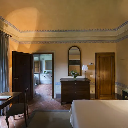 Borgo Pignano Hotel 3*